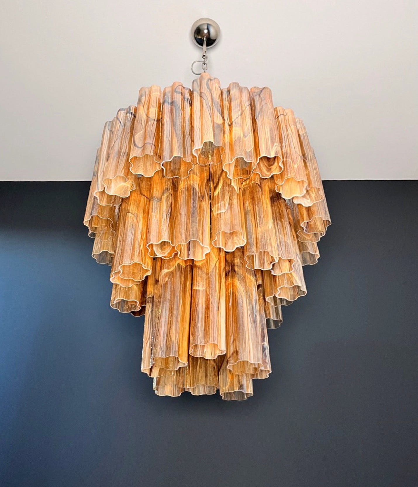 Murano Lysekrone | 48 Gule Alabaster Sorte Rørglass