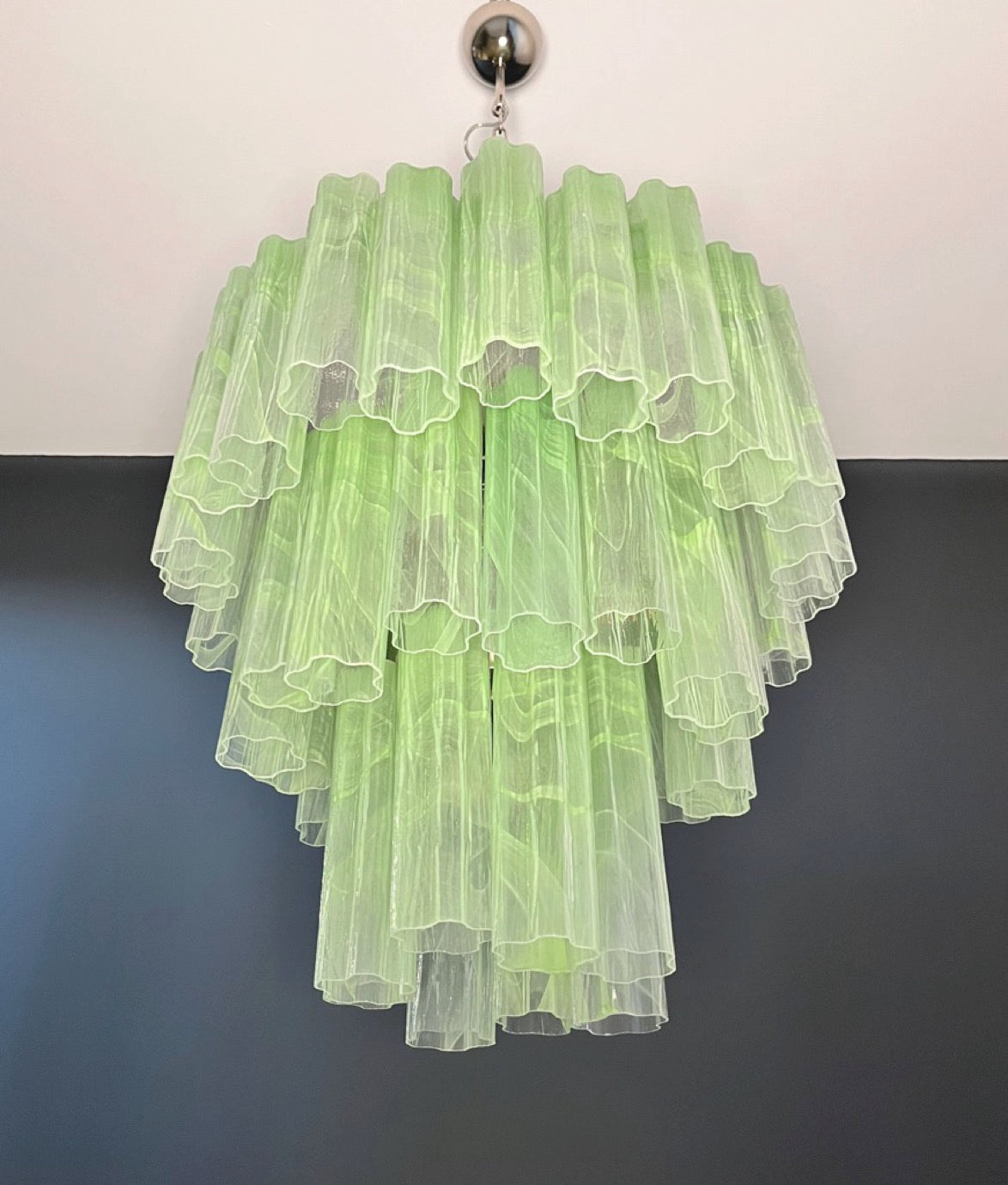 Murano Lysekrone | 48 Grønne Alabaster Rørglass