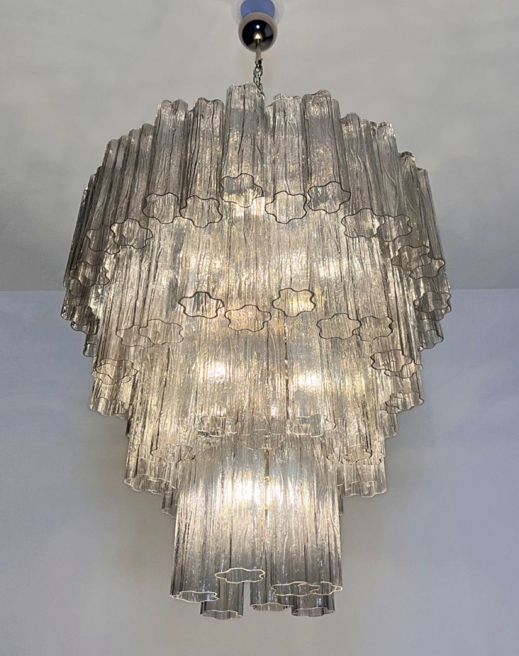 Murano Lysekrone – 80 Røykfargede Glassrør – detalj 2 – Murano Classics