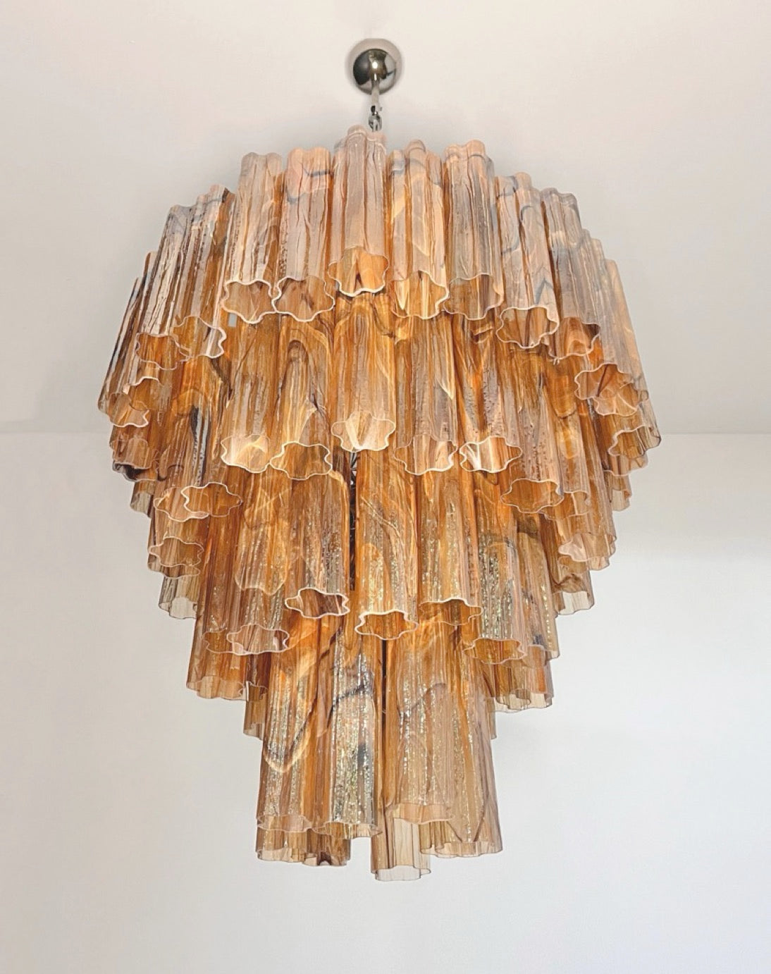 Murano Lysekrone – 80 Gule Alabaster Sorte Glassrør – detalj 9 – Murano Classics