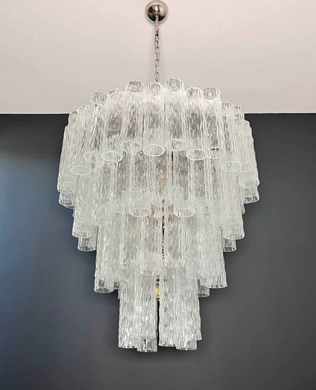 Huge Murano Glass Tiered Chandelier – 80 glasses – transparent corteccia glass tube