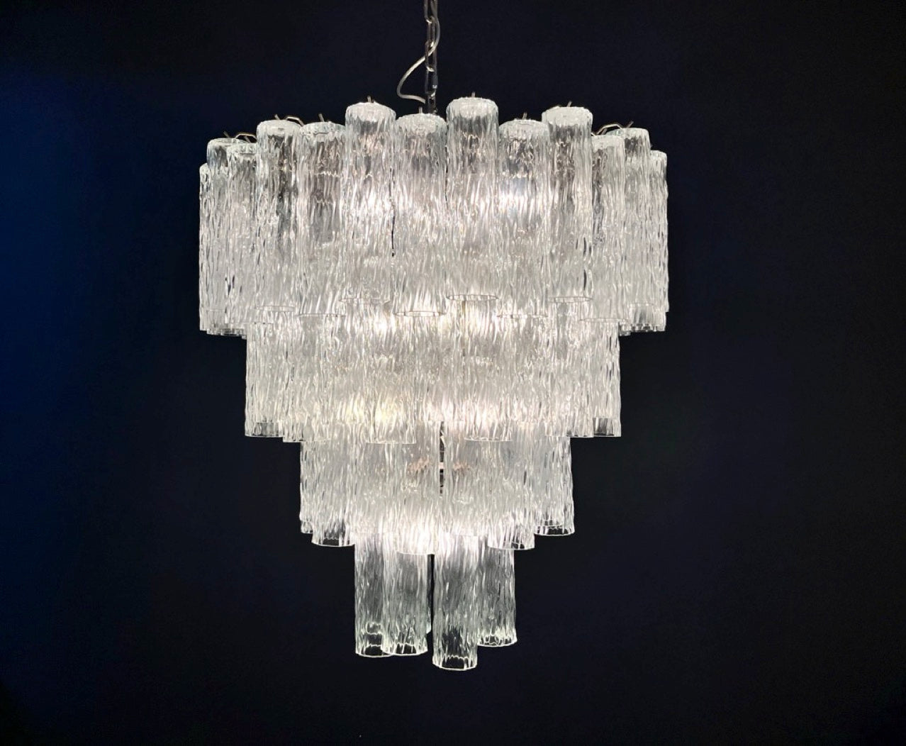 Huge Murano Glass Tiered Chandelier – 80 glasses – transparent corteccia glass tube