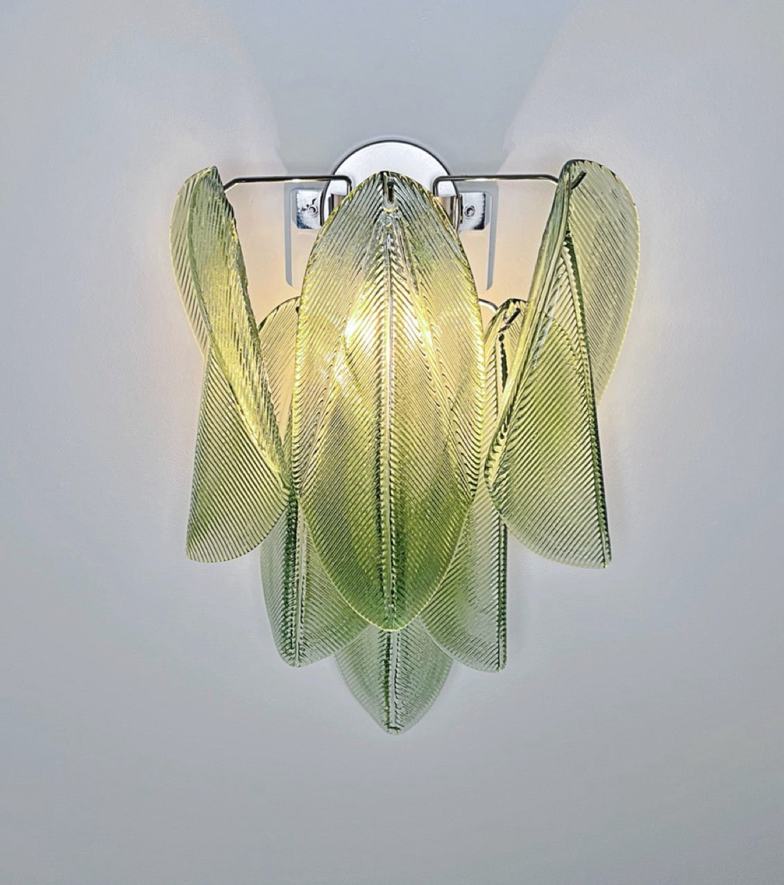 Pair of Vintage Italian Murano wall lights – 12 “rondini” green glass