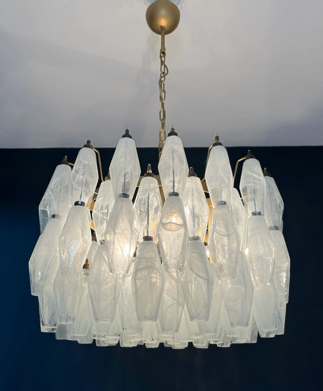 Amazing Murano glass Candelier – 107  white alabaster poliedri