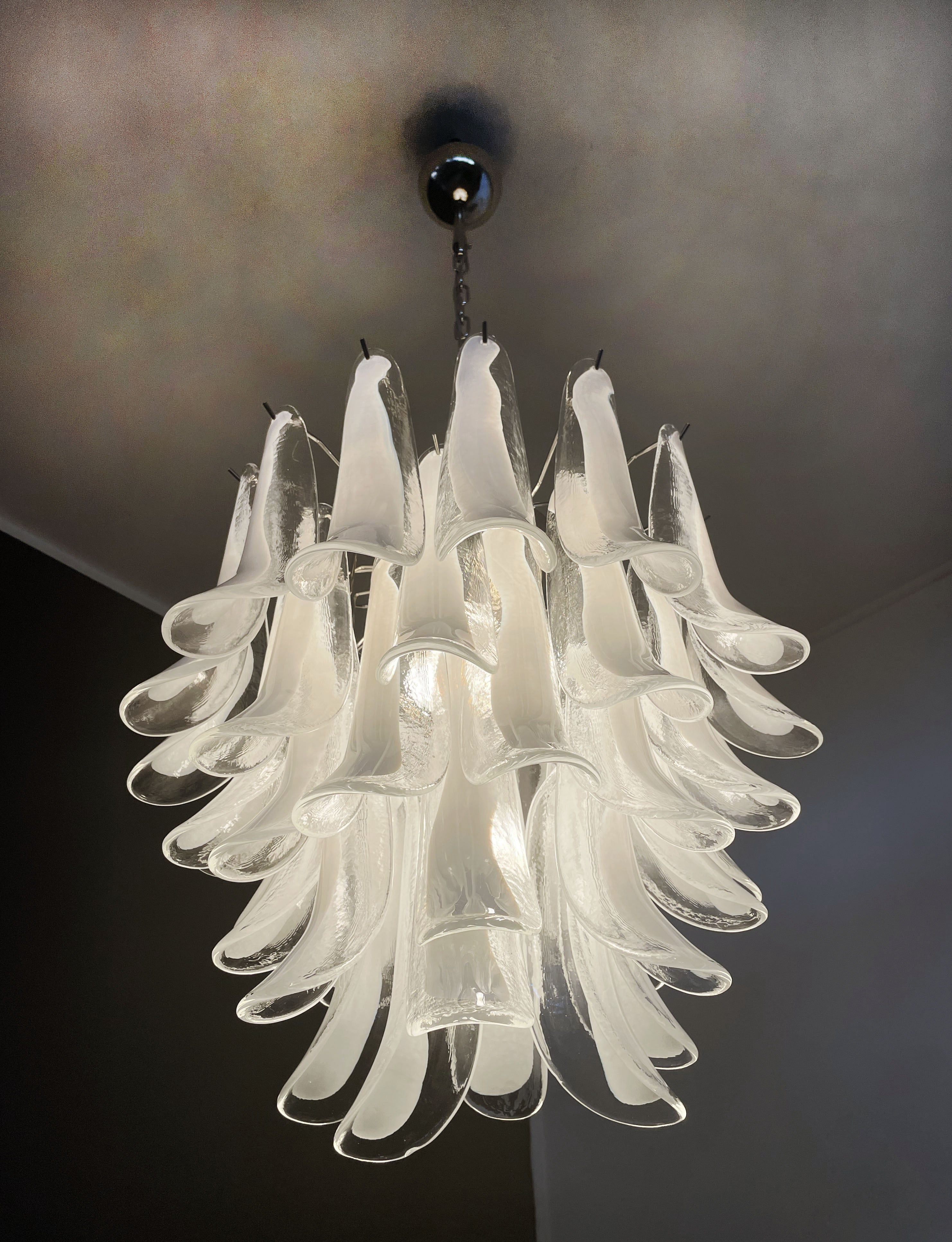 Murano Lysekrone – 41 Klare Konglebladglass – detalj 4 – Murano Classics