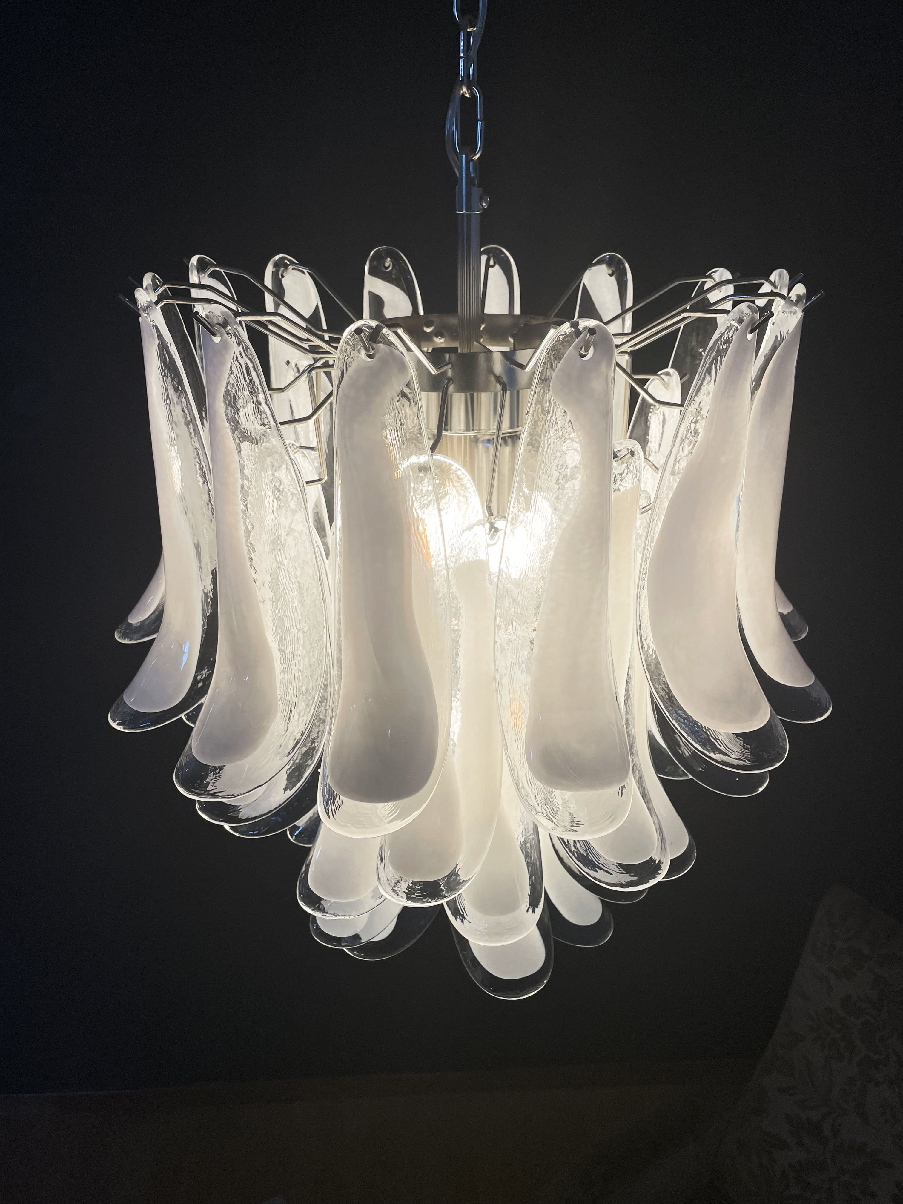 Murano Lysekrone – 41 Klare Konglebladglass – detalj 8 – Murano Classics