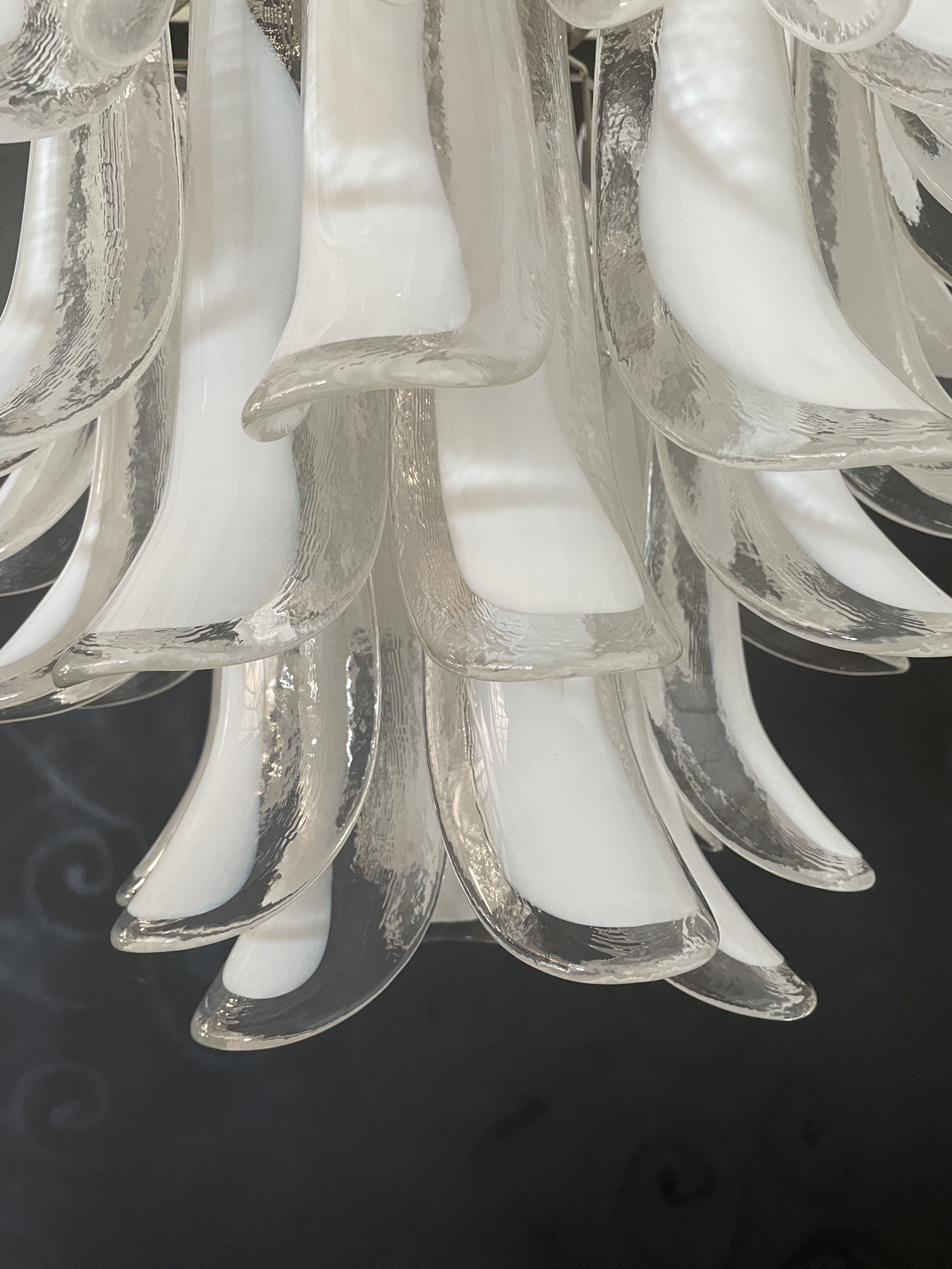 Murano Lysekrone – 41 Klare Konglebladglass – detalj 3 – Murano Classics