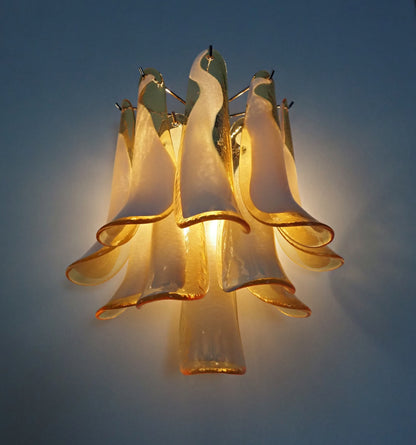 Murano Vegglampe | 10 Karamelfargede Konglebladglass | 1 par