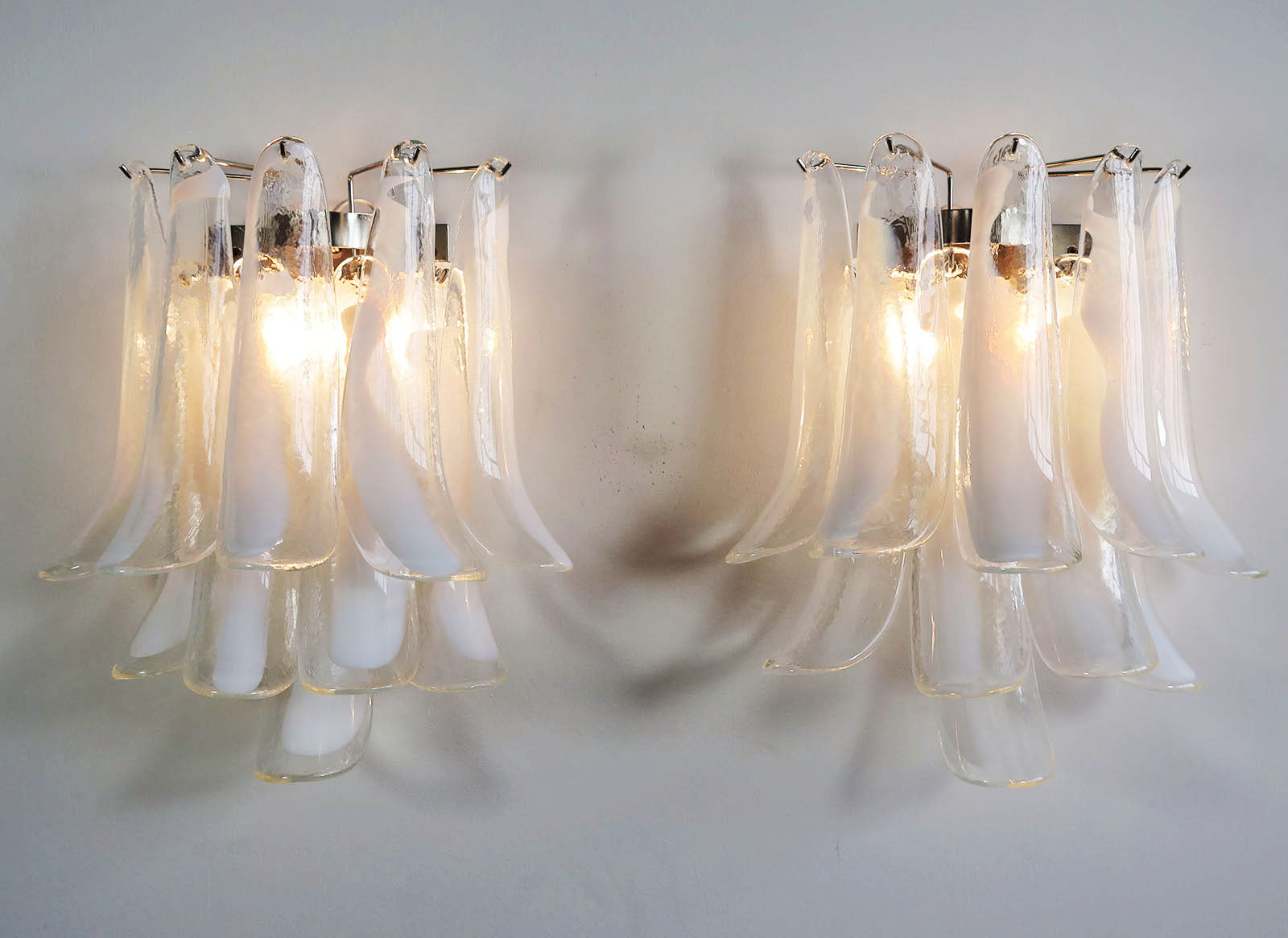 Murano Vegglampe – 10 Hvite Konglebladglass – 2 stk – detalj 6 – Murano Classics
