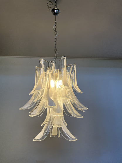 Murano Chandelier | 30 Clear cone leaf glasses