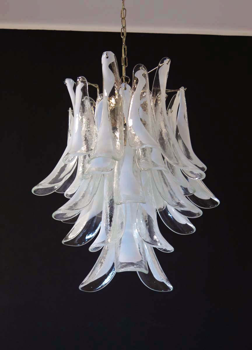 Murano Chandelier | 30 Clear cone leaf glasses