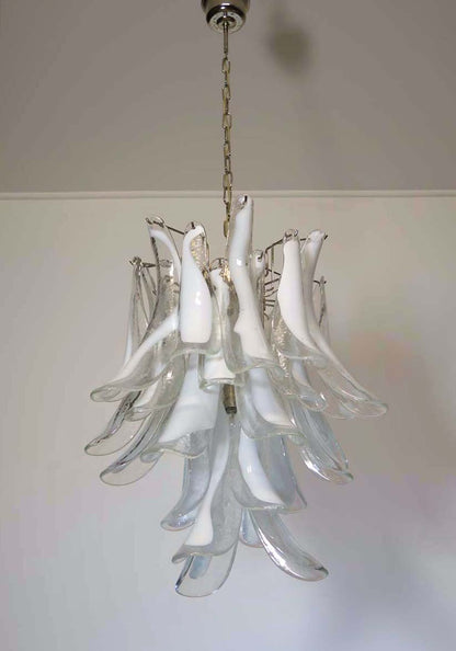 Murano Chandelier | 30 Clear cone leaf glasses