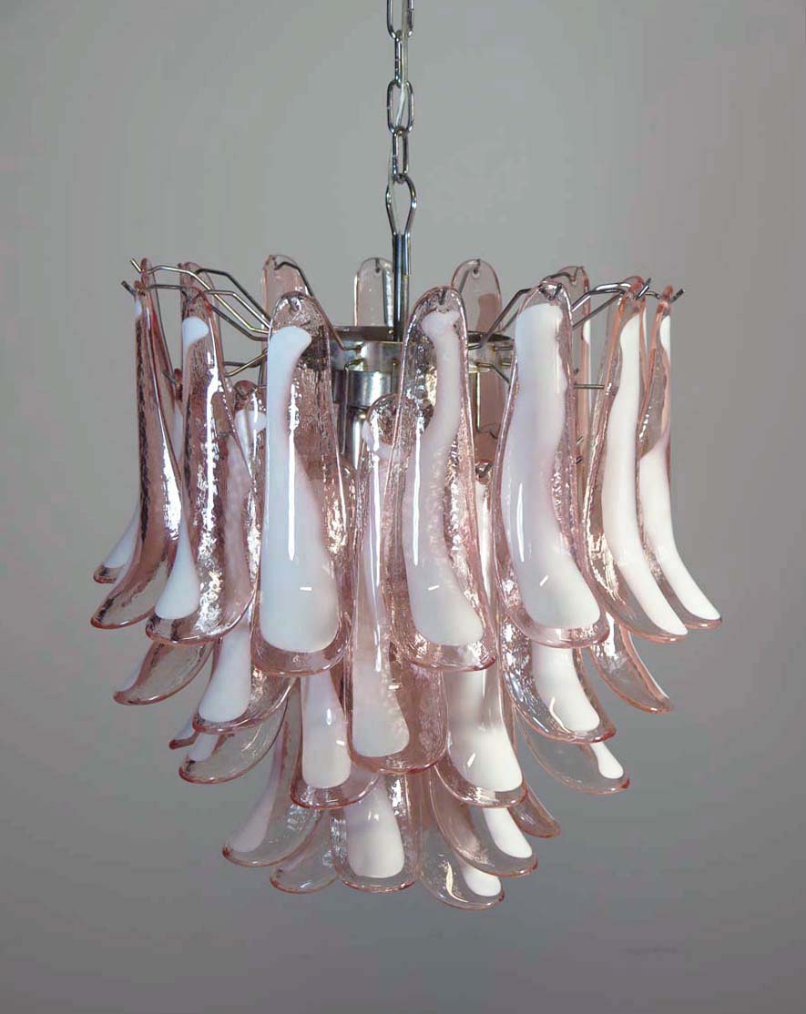 Murano Lysekrone – 41 Rosa Konglebladglass – detalj 3 – Murano Classics