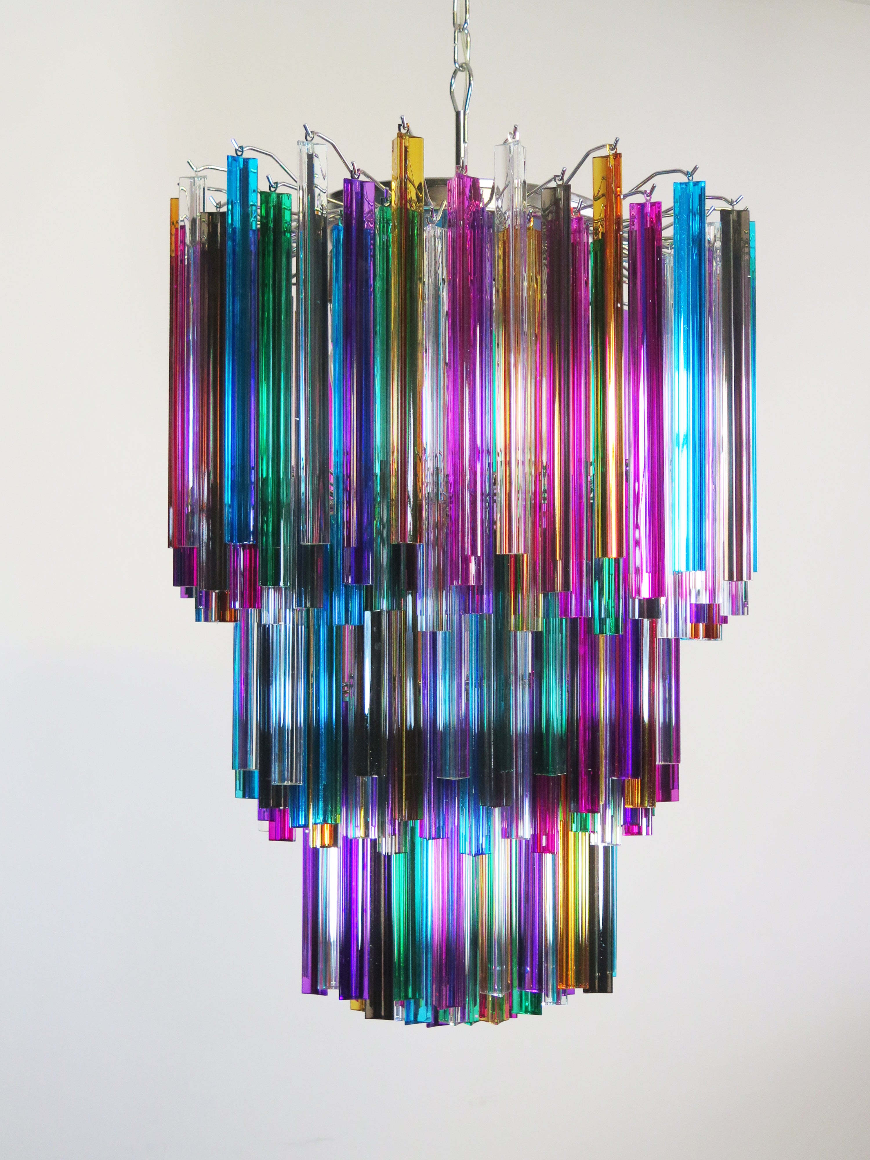 Murano Lysekrone – 187 Multifargede Prismeglass – Murano Classics