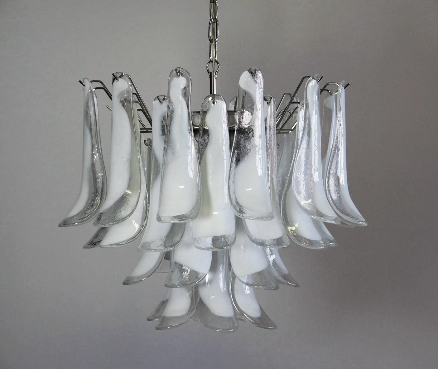 Murano Lysekrone – 36 Klare Konglebladglass – detalj 2 – Murano Classics