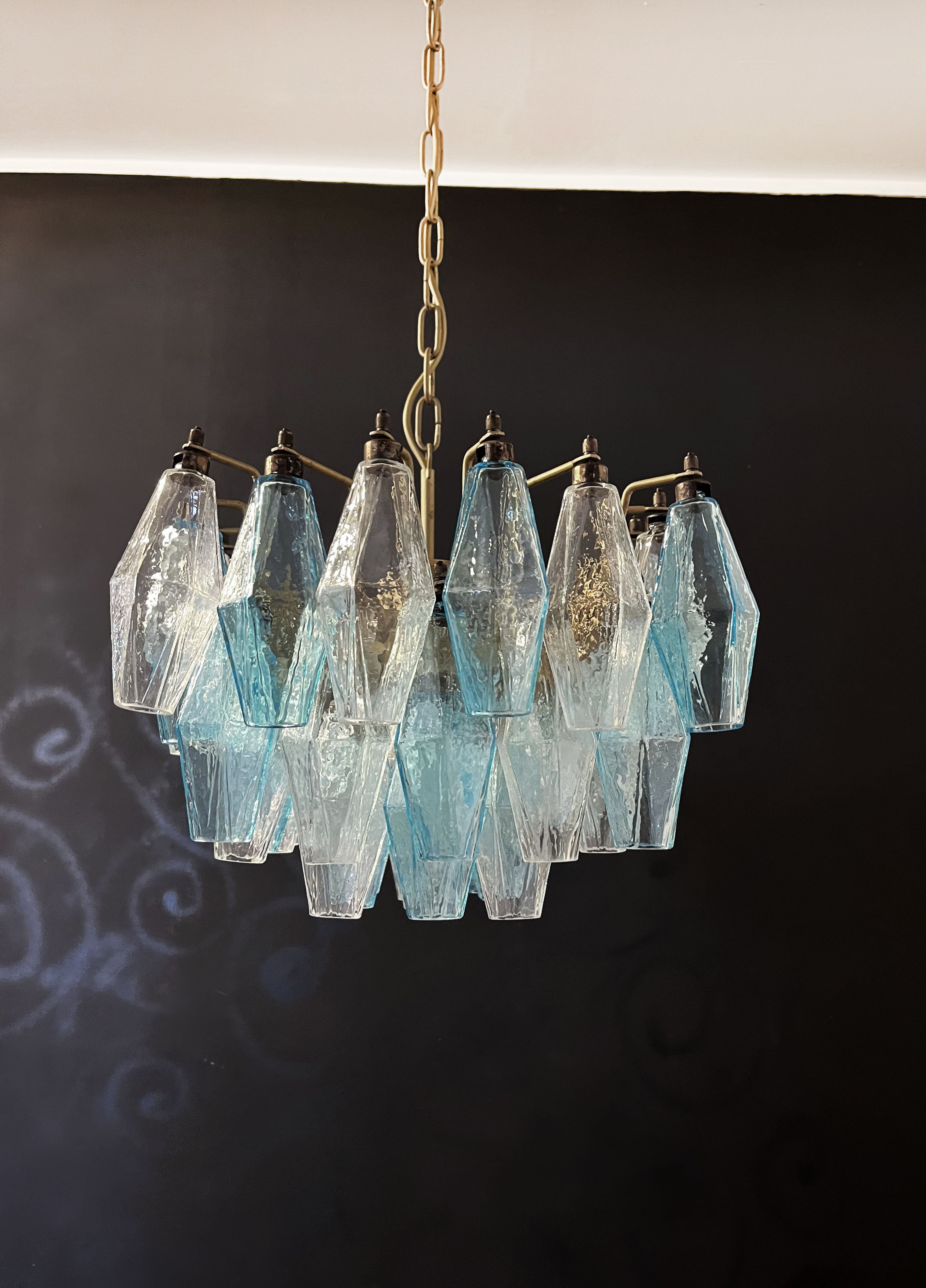 Murano Lysekrone – 56 Klare og Blå Poliedriglass – detalj 3 – Murano Classics