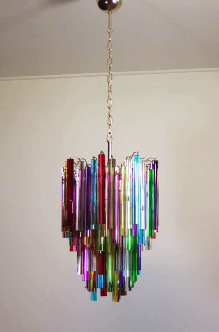 Murano Lysekrone – 92 Multifargede Prismeglass – Murano Classics