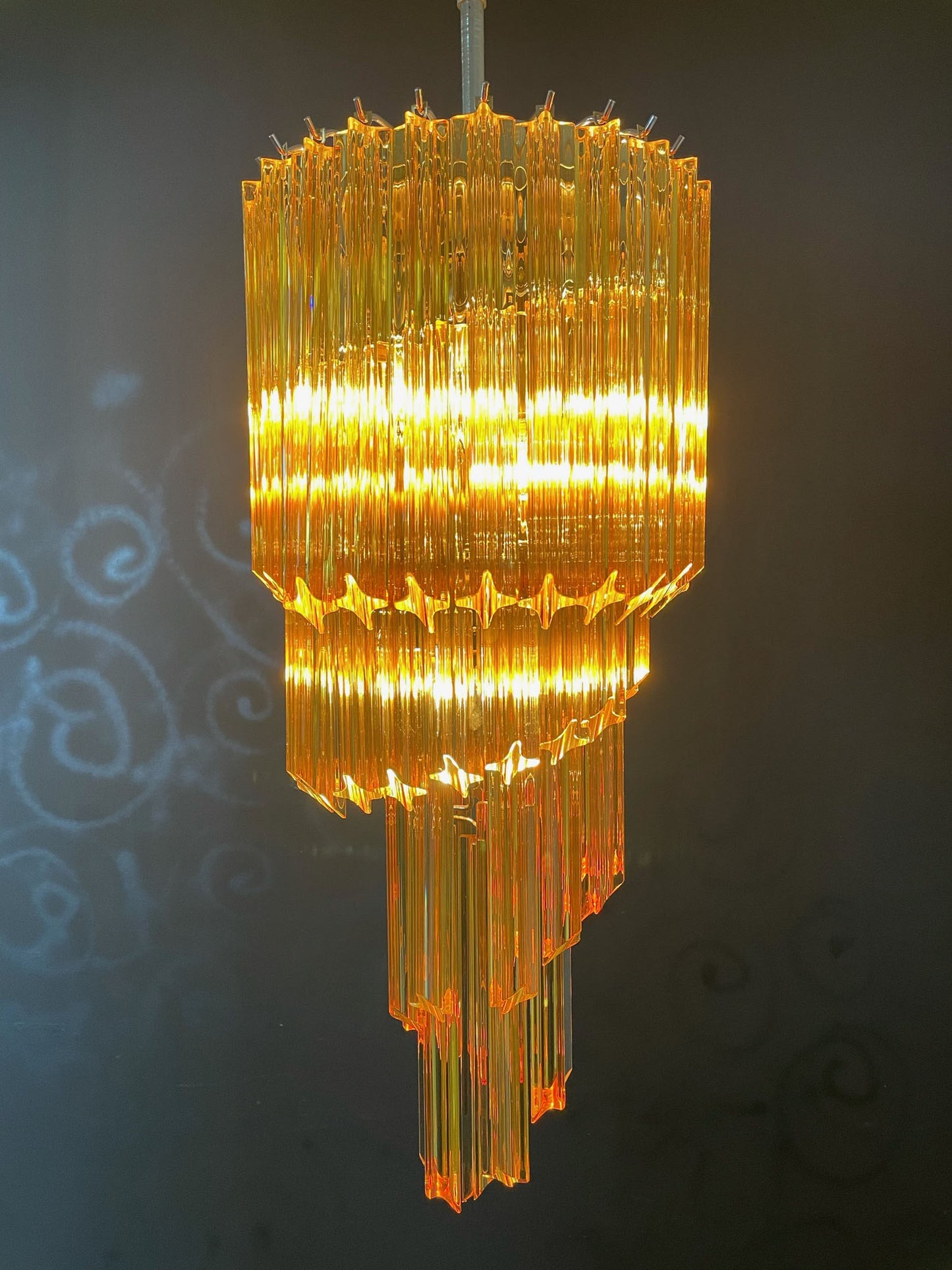 Murano Lysekrone | 54 Gule Prismeglass