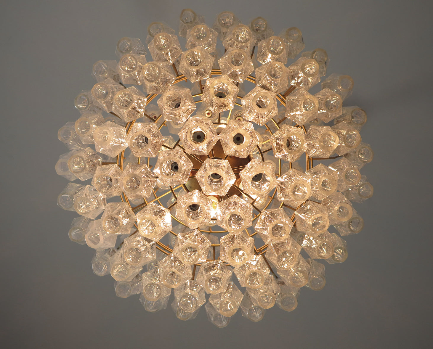 Murano Lysekrone – 140 Irisklare Poliedriglass – detalj 1 – Murano Classics