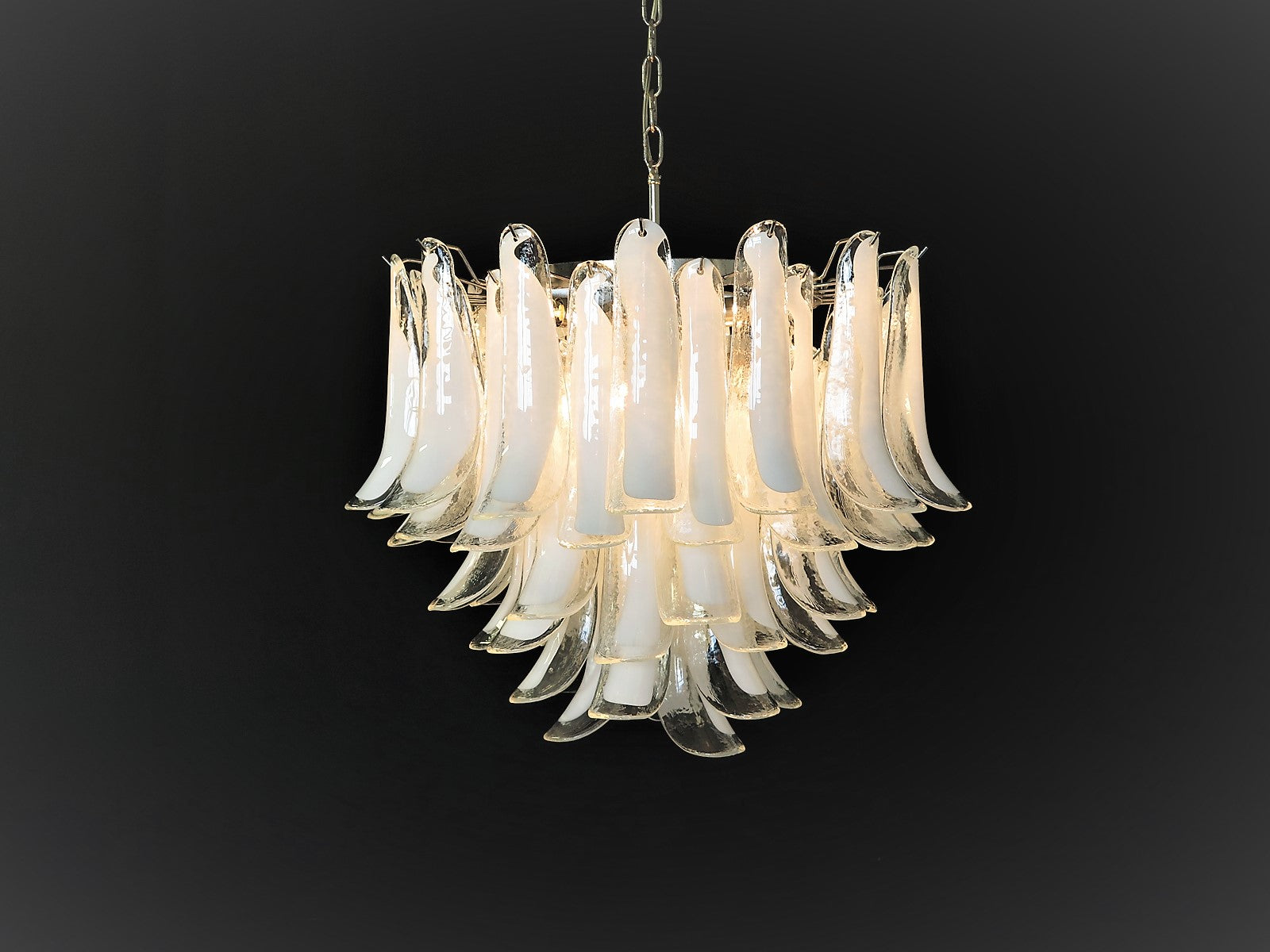 Murano Lysekrone – 53 Klare Konglebladglass – detalj 7 – Murano Classics