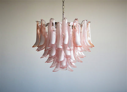 Murano Chandelier | 53 Pink cone leaf glass