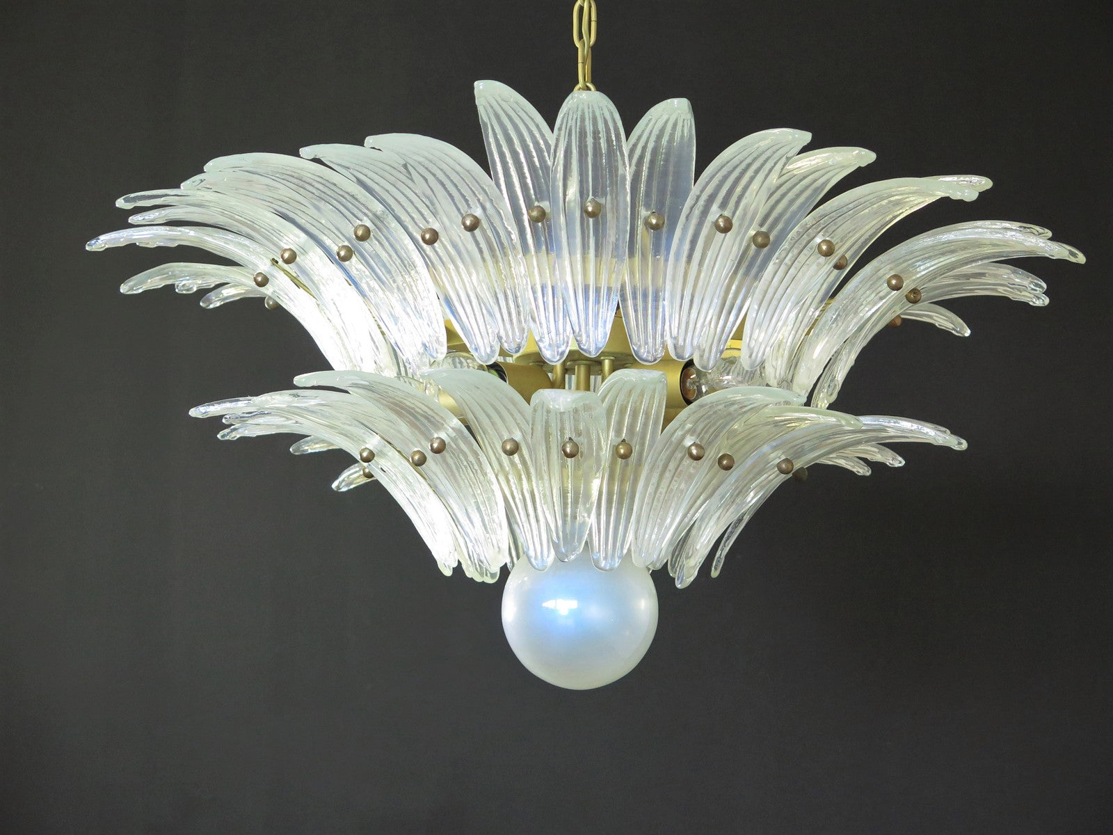 Murano Lysekrone – 58 Irisklare Palmeglass – Murano Classics