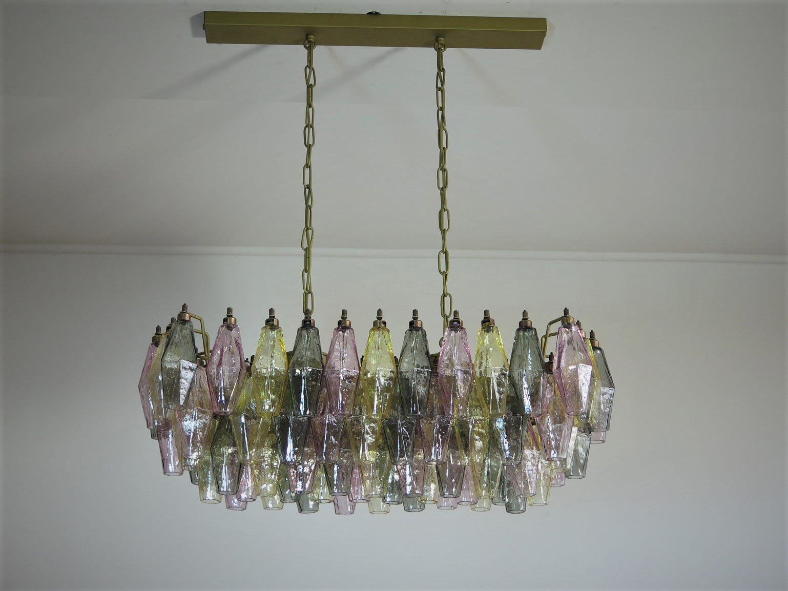 Murano Lysekrone – 84 Multifargede Poliedriglass – detalj 2 – Murano Classics