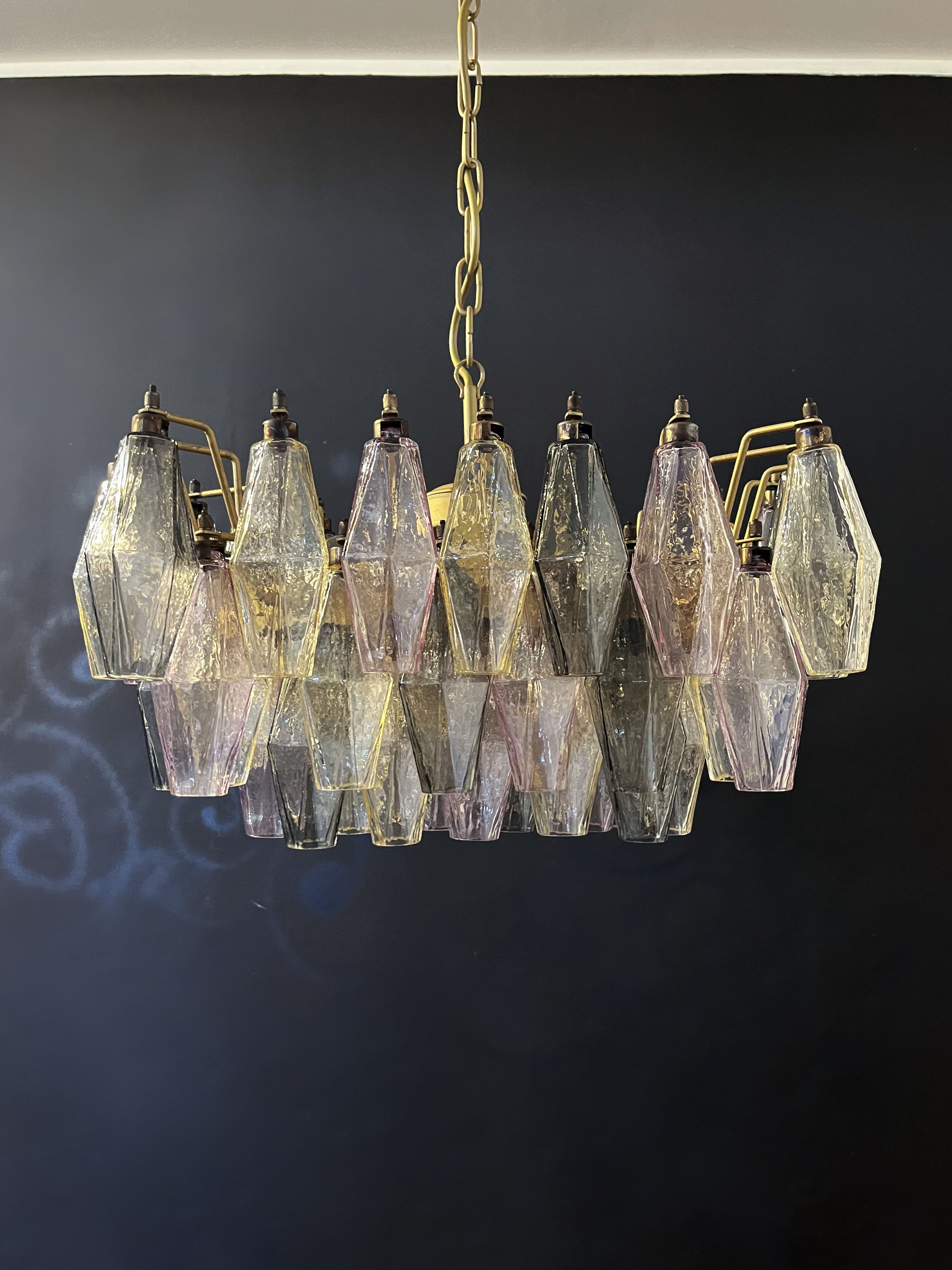 Murano Lysekrone – 56 Multifargede Poliedriglass – detalj 11 – Murano Classics
