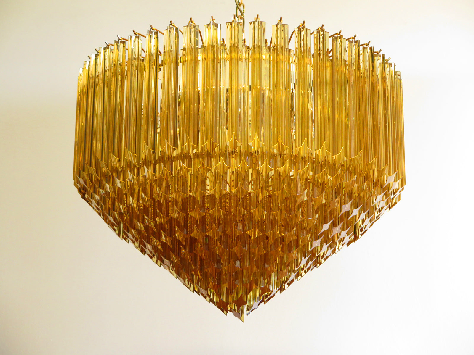 Murano Lysekrone – 265 Gule Prismeglass – detalj 3 – Murano Classics
