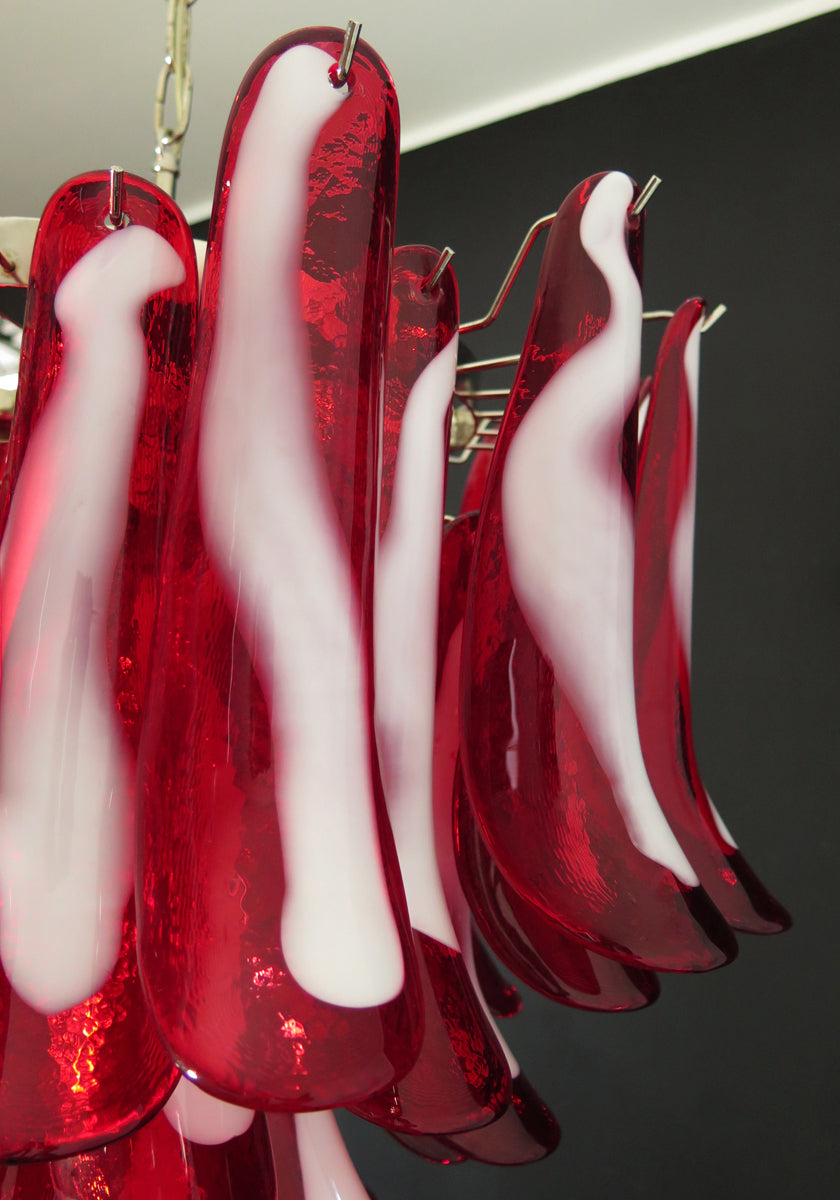 Murano Lysekrone – 53 Rød Konglebladglass – detalj 3 – Murano Classics