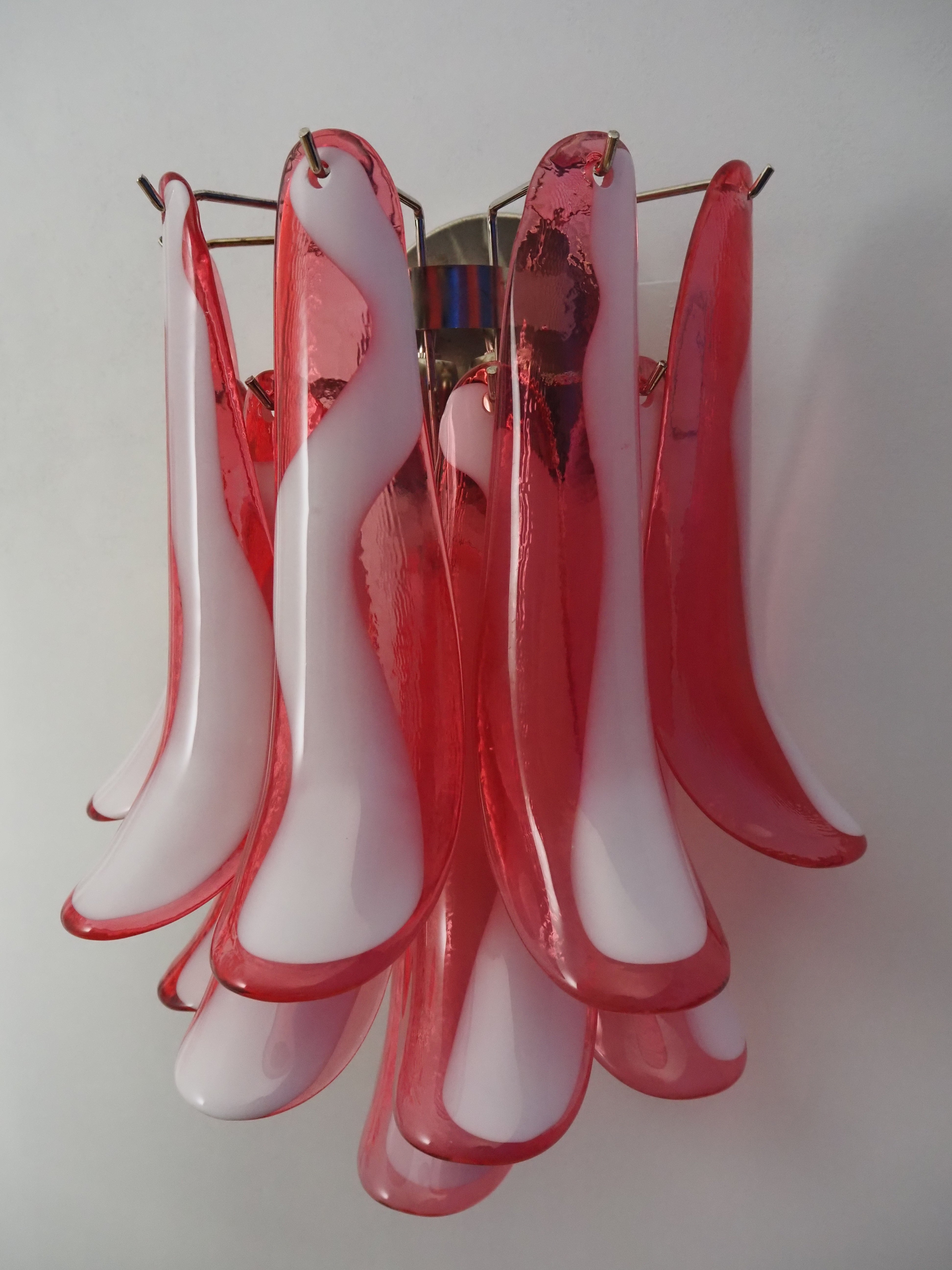 Murano Vegglampe – 10 Rød Konglebladglass – 2 stk – Murano Classics