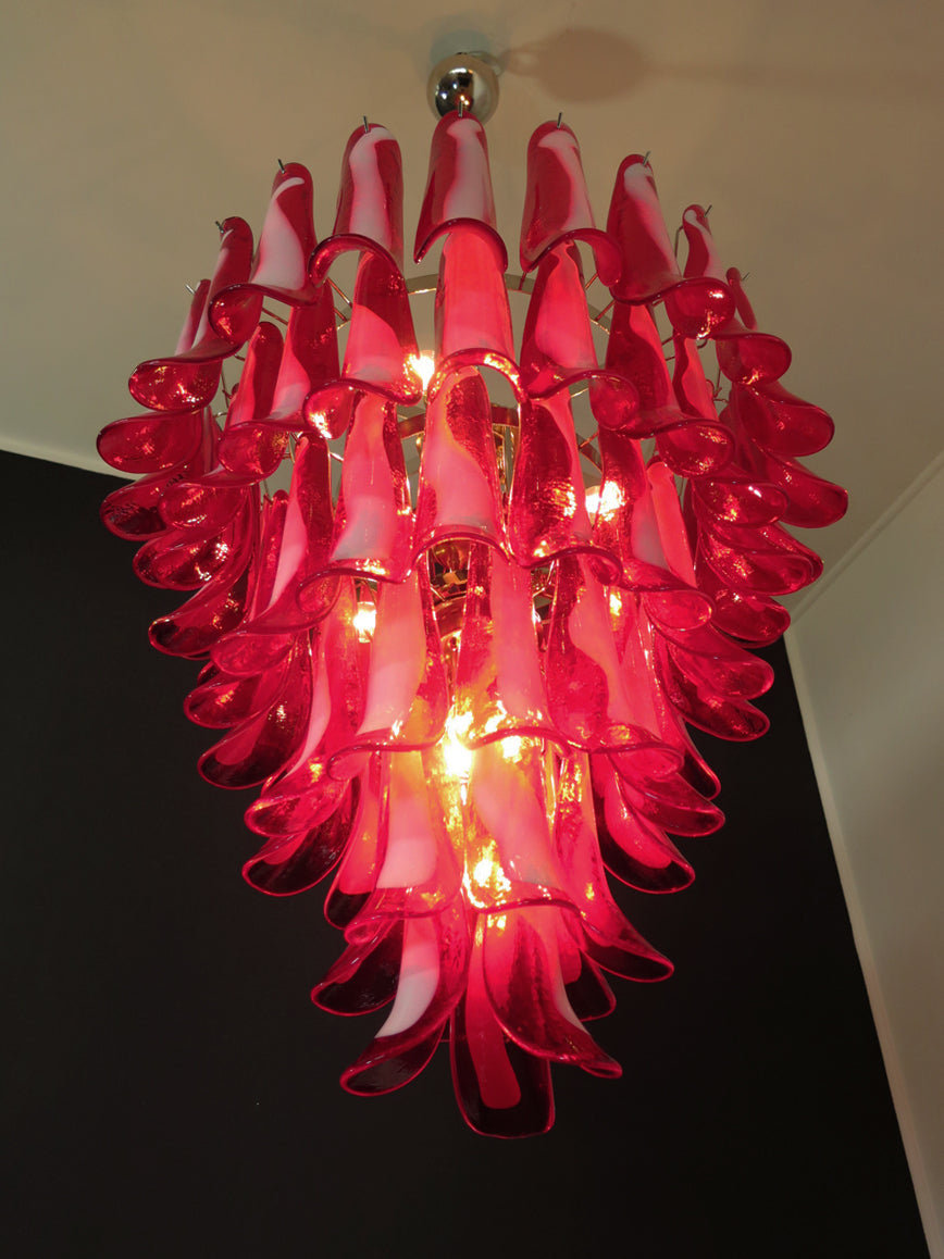 Murano Lysekrone – 75 Rød Konglebladglass – detalj 5 – Murano Classics