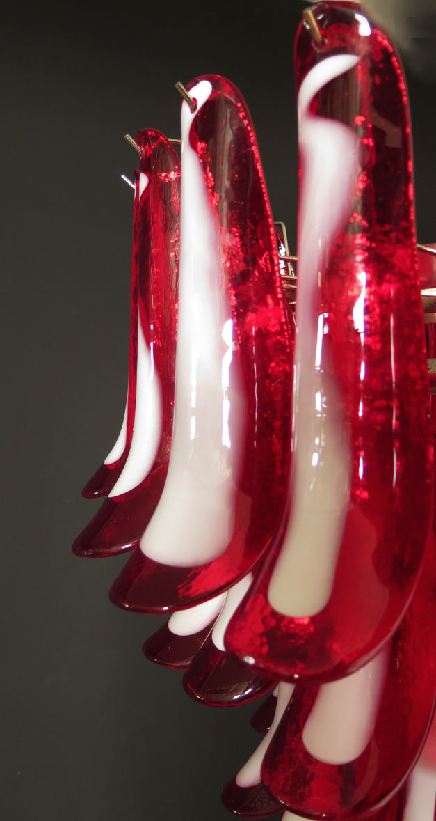 Murano Lysekrone – 75 Rød Konglebladglass – detalj 3 – Murano Classics