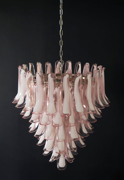 Murano Chandelier | 75 Pink cone leaf glass