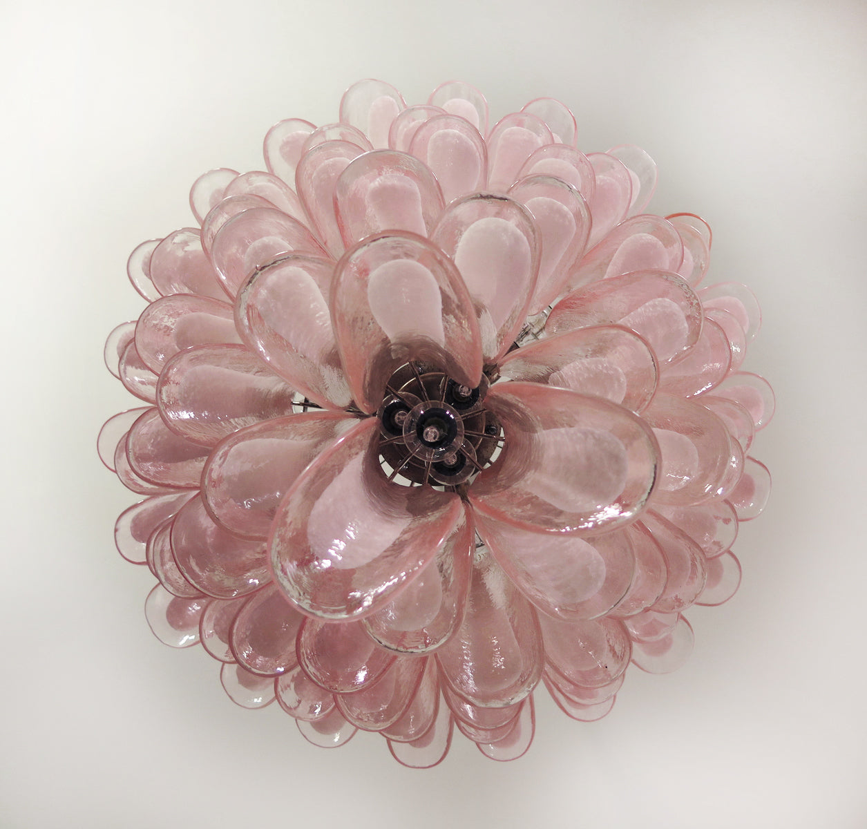 Murano Lysekrone – 75 Rosa Konglebladglass – detalj 1 – Murano Classics