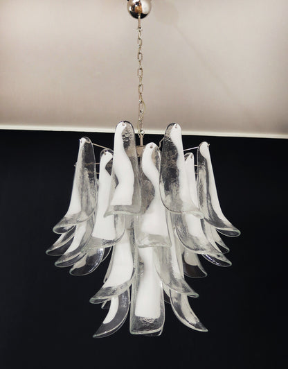 Murano Chandelier | 26 Clear cone leaf glasses