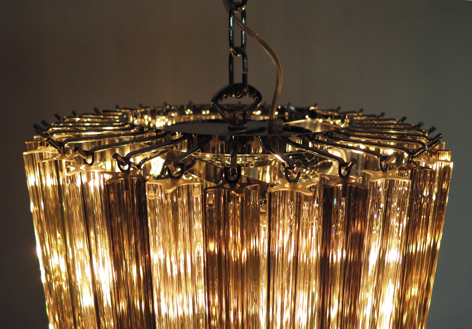 Murano Lysekrone – 86 Klare og Røykfargede Prismeglass – detalj 9 – Murano Classics