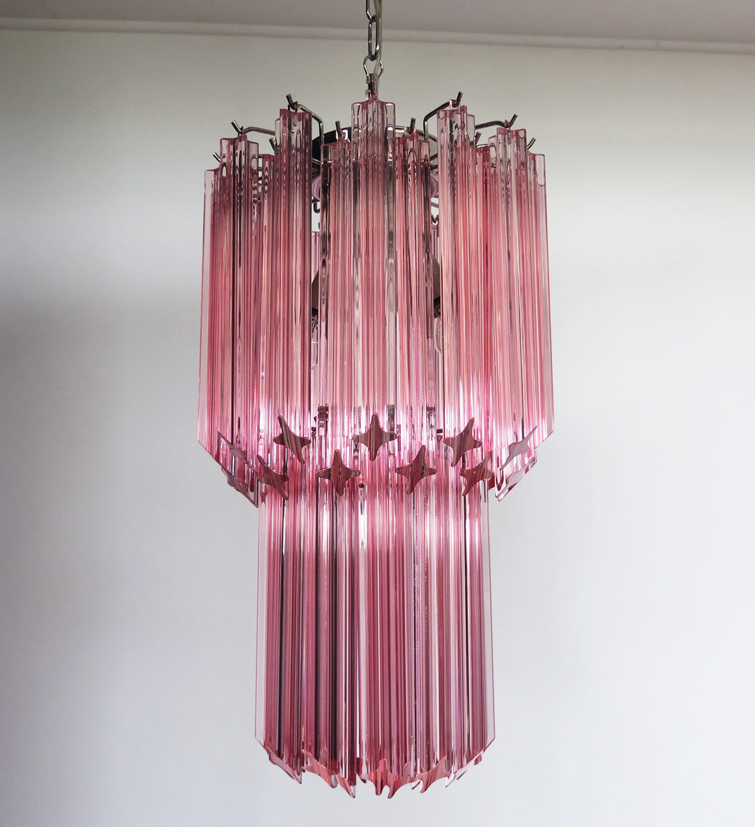 Murano Lysekrone – 46 Rosa Prismeglass – Murano Classics