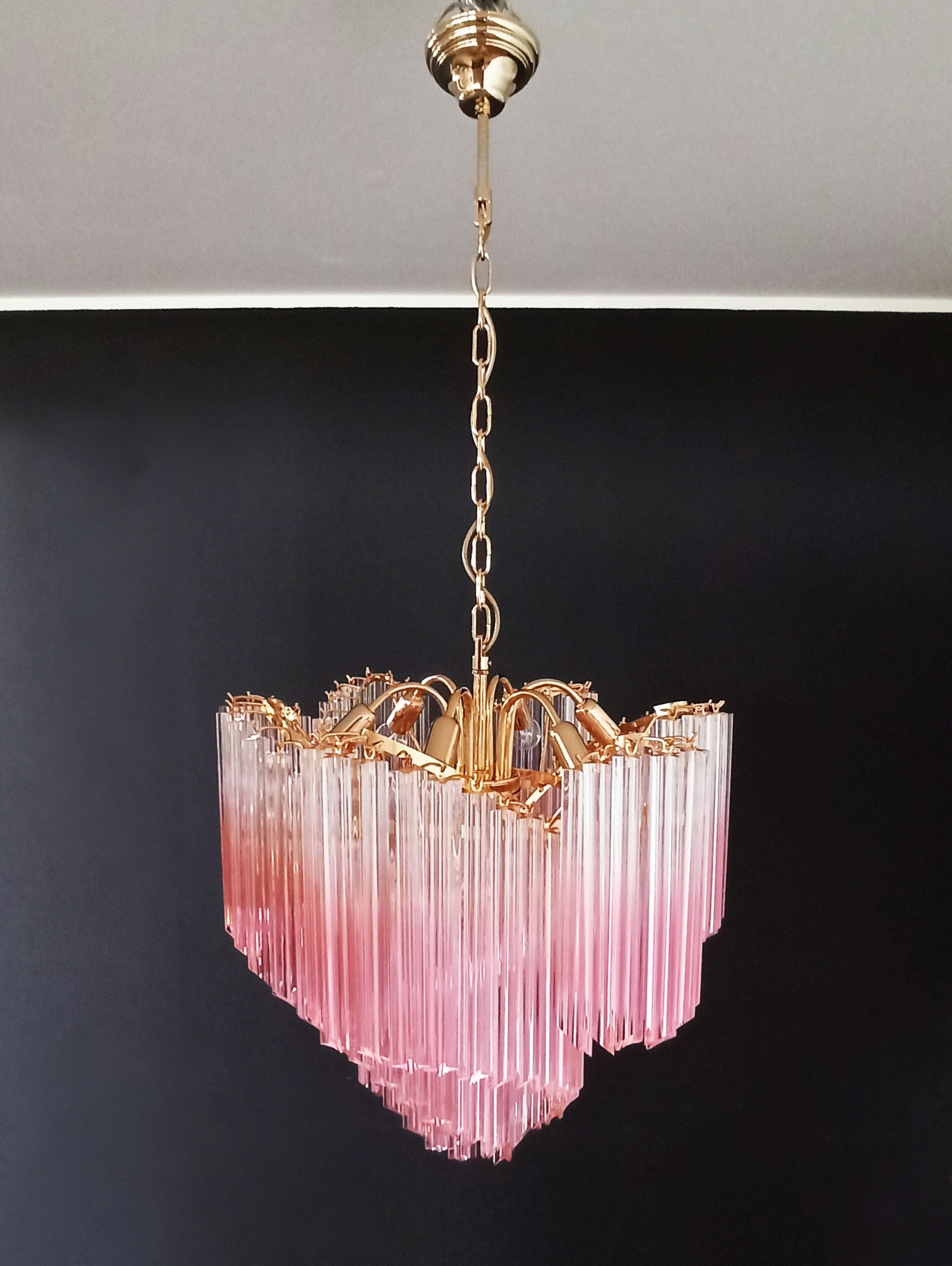 Murano Lysekrone – 114 Gradvis Rosa Prismeglass – detalj 2 – Murano Classics