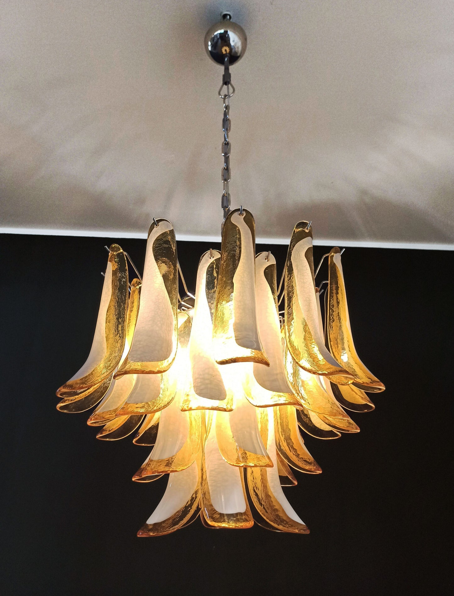 Murano Chandelier | 36 Yellow Cone Leaf Glasses