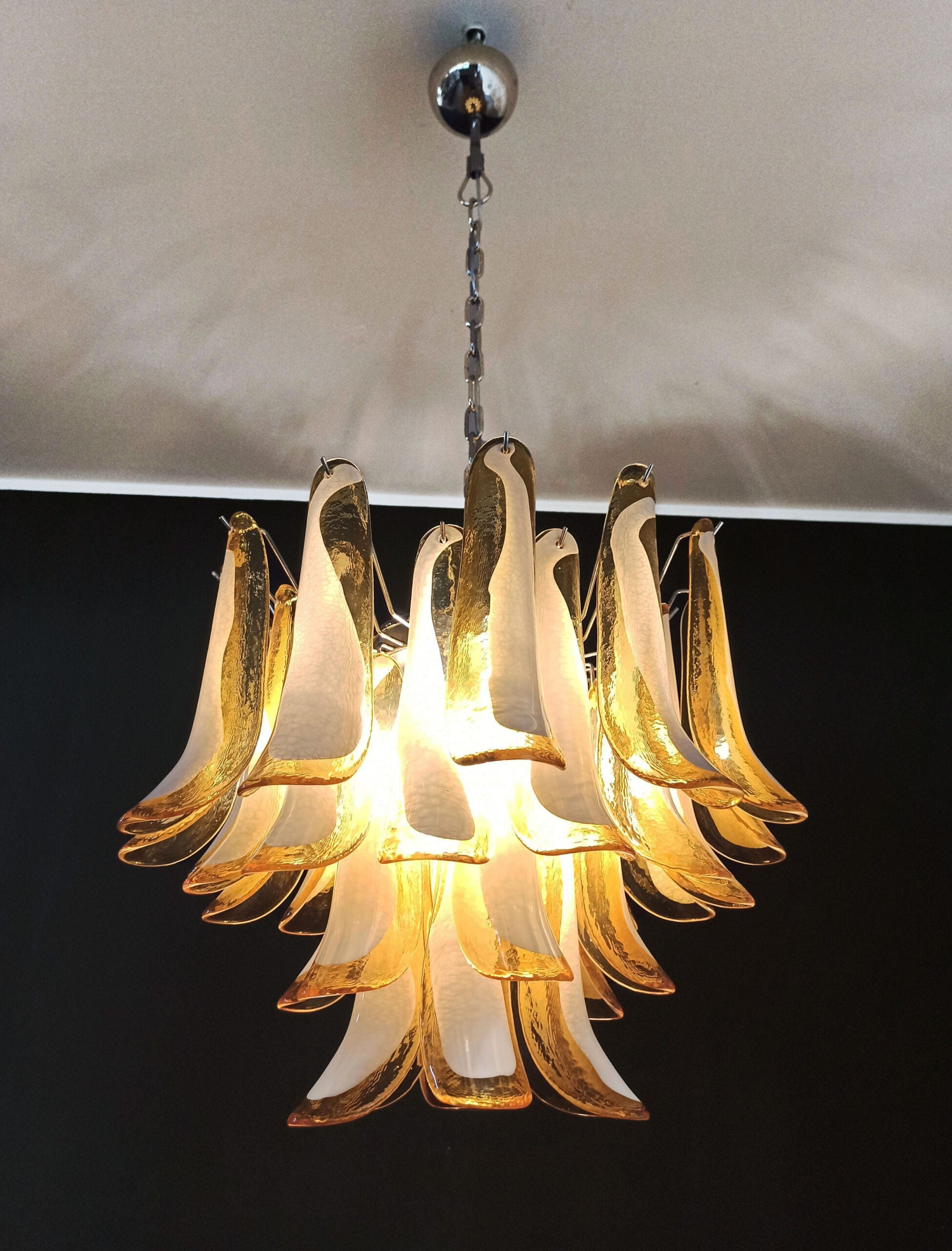 Murano Lysekrone – 36 Gule Konglebladglass – detalj 7 – Murano Classics
