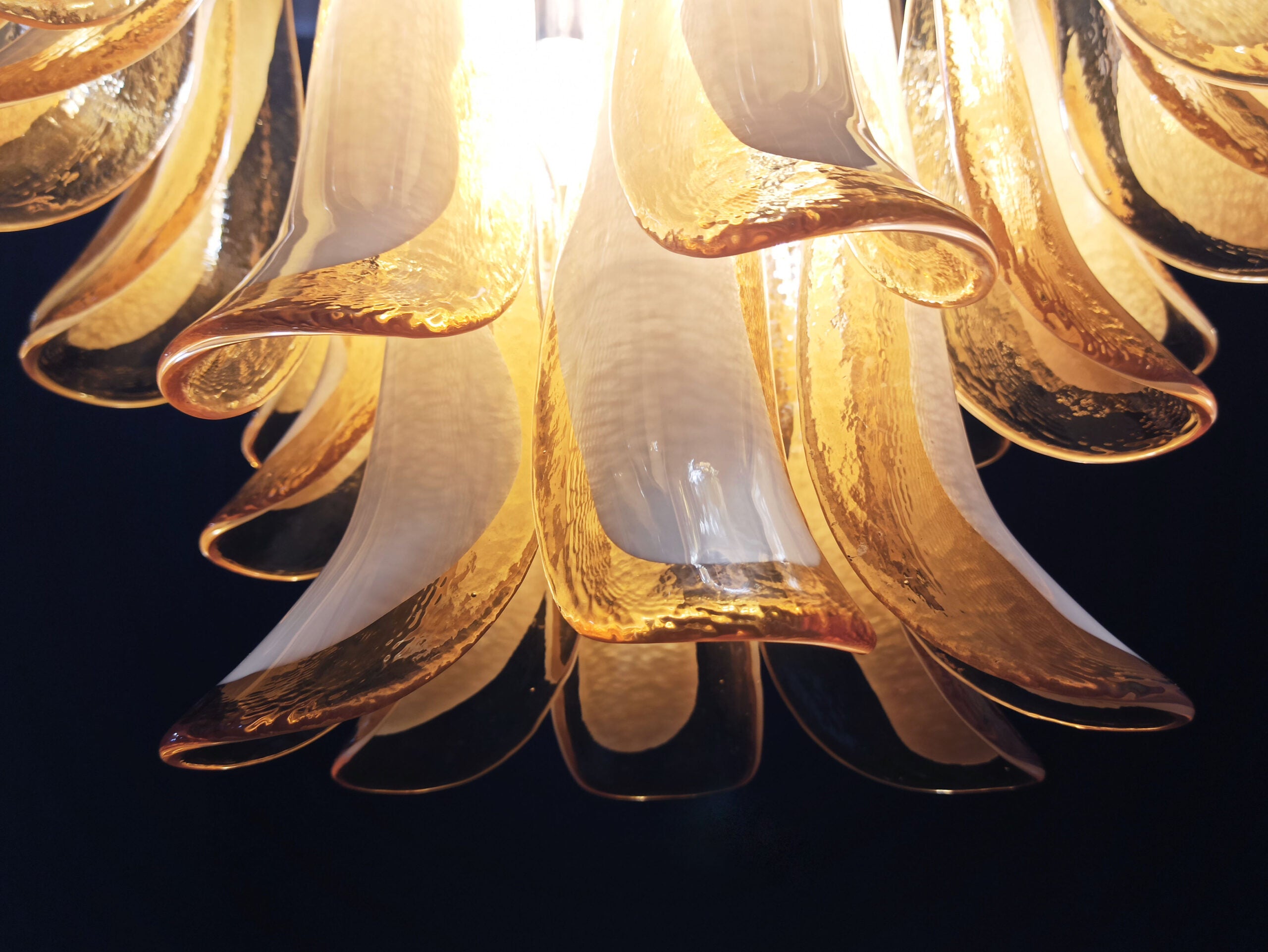 Murano Lysekrone – 36 Gule Konglebladglass – detalj 10 – Murano Classics