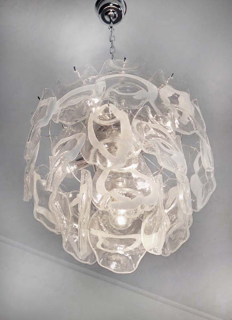 Murano Lysekrone | 23 Klare Hvite Crostoliglass