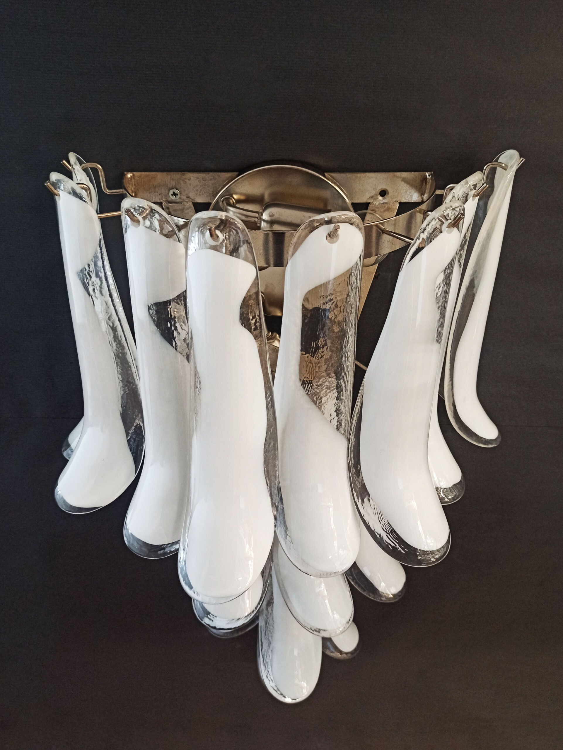 Murano Vegglampe – 16 Hvite Konglebladglass – 2 stk – detalj 3 – Murano Classics