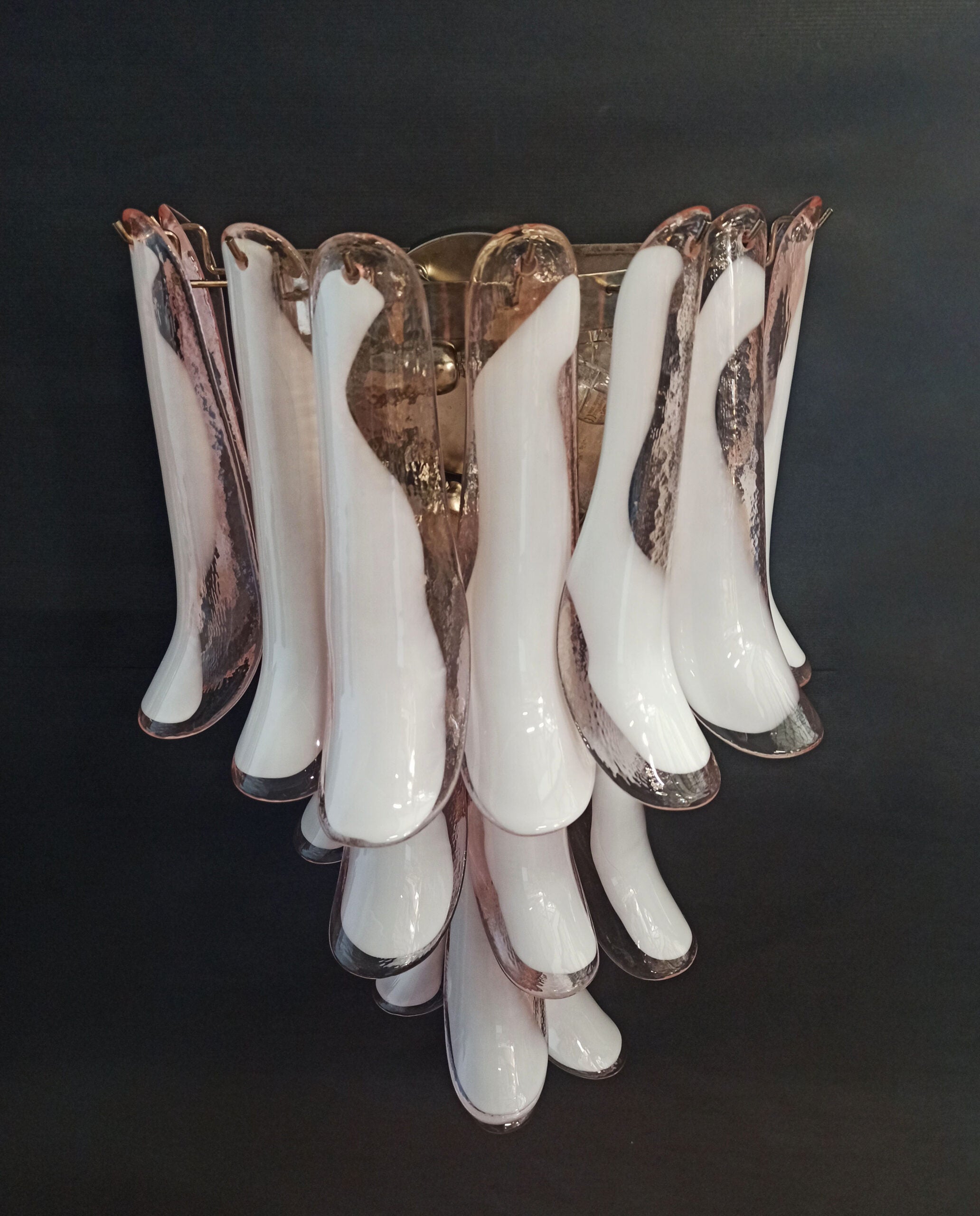Murano Vegglampe – 16 Rosa Konglebladglass – 2 stk – detalj 5 – Murano Classics
