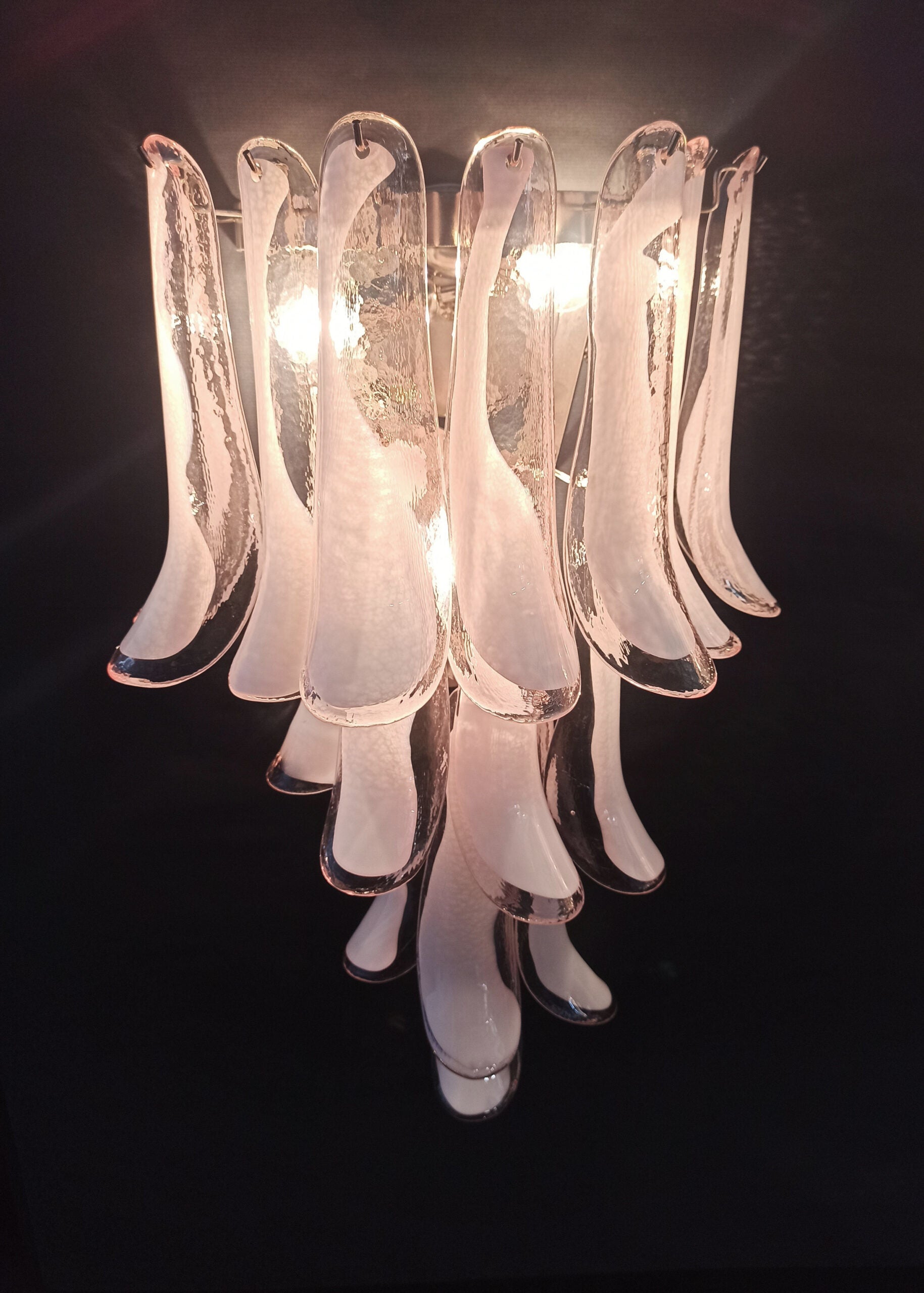 Murano Vegglampe – 16 Rosa Konglebladglass – 2 stk – detalj 1 – Murano Classics