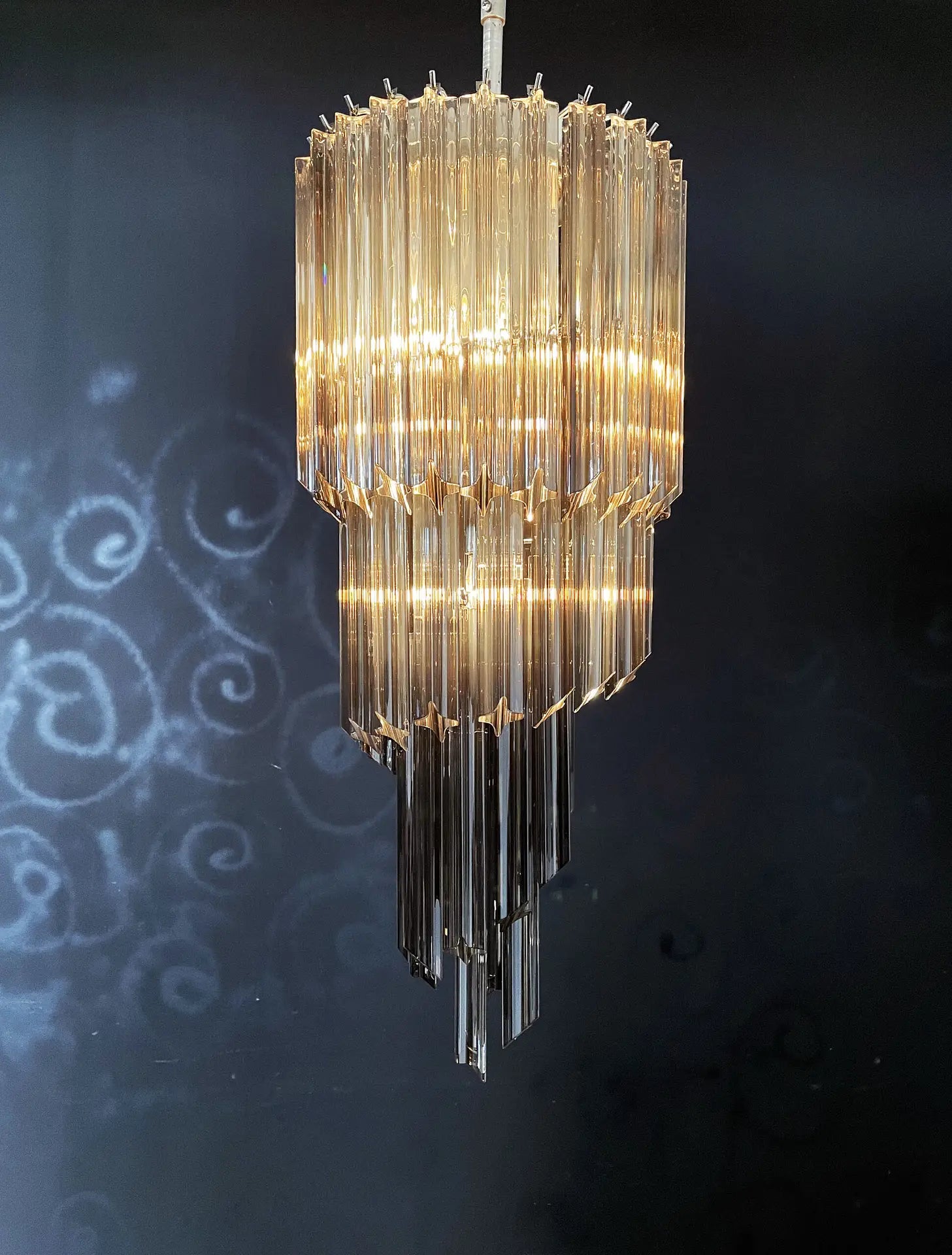 Murano Lysekrone – 54 Røykfargede Prismeglass – detalj 7 – Murano Classics