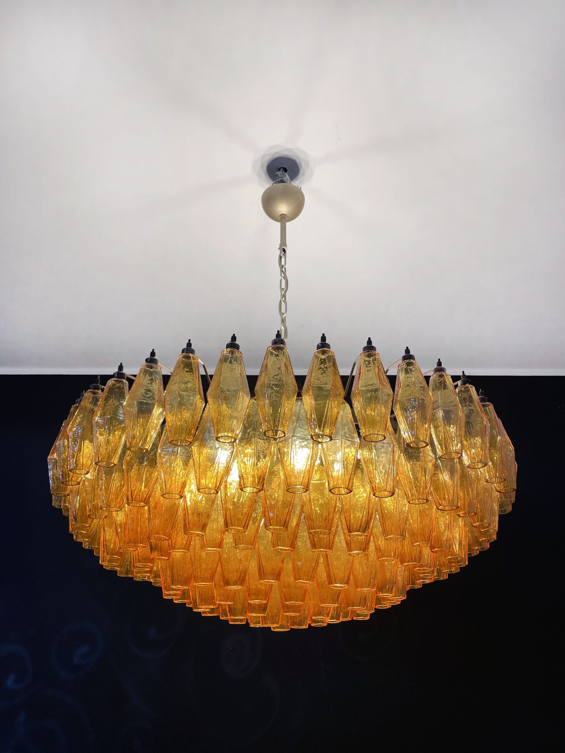 Murano Lysekrone – 185 Gule Poliedriglass – detalj 4 – Murano Classics