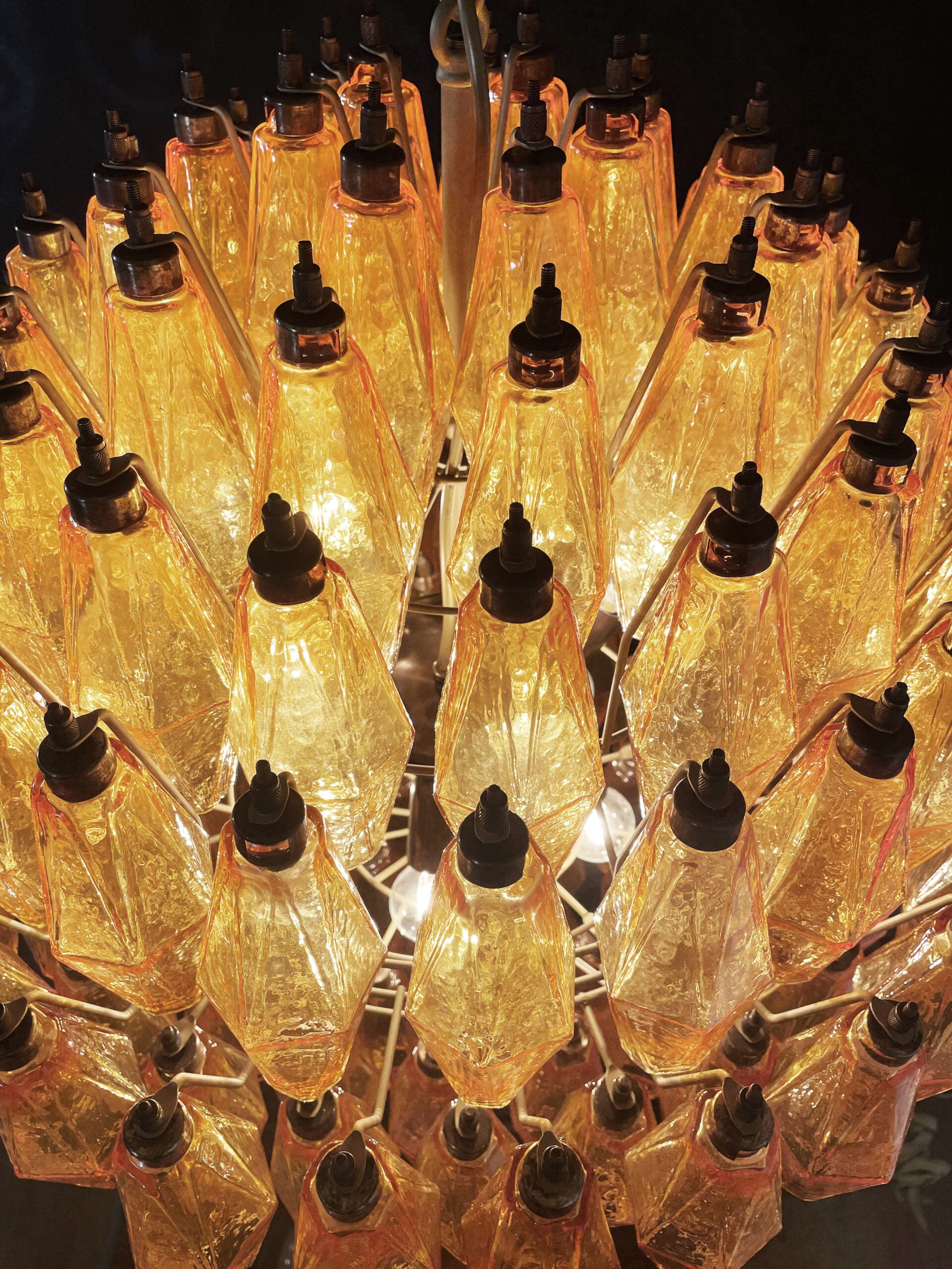 Murano Lysekrone – 140 Gule Poliedriglass – detalj 9 – Murano Classics