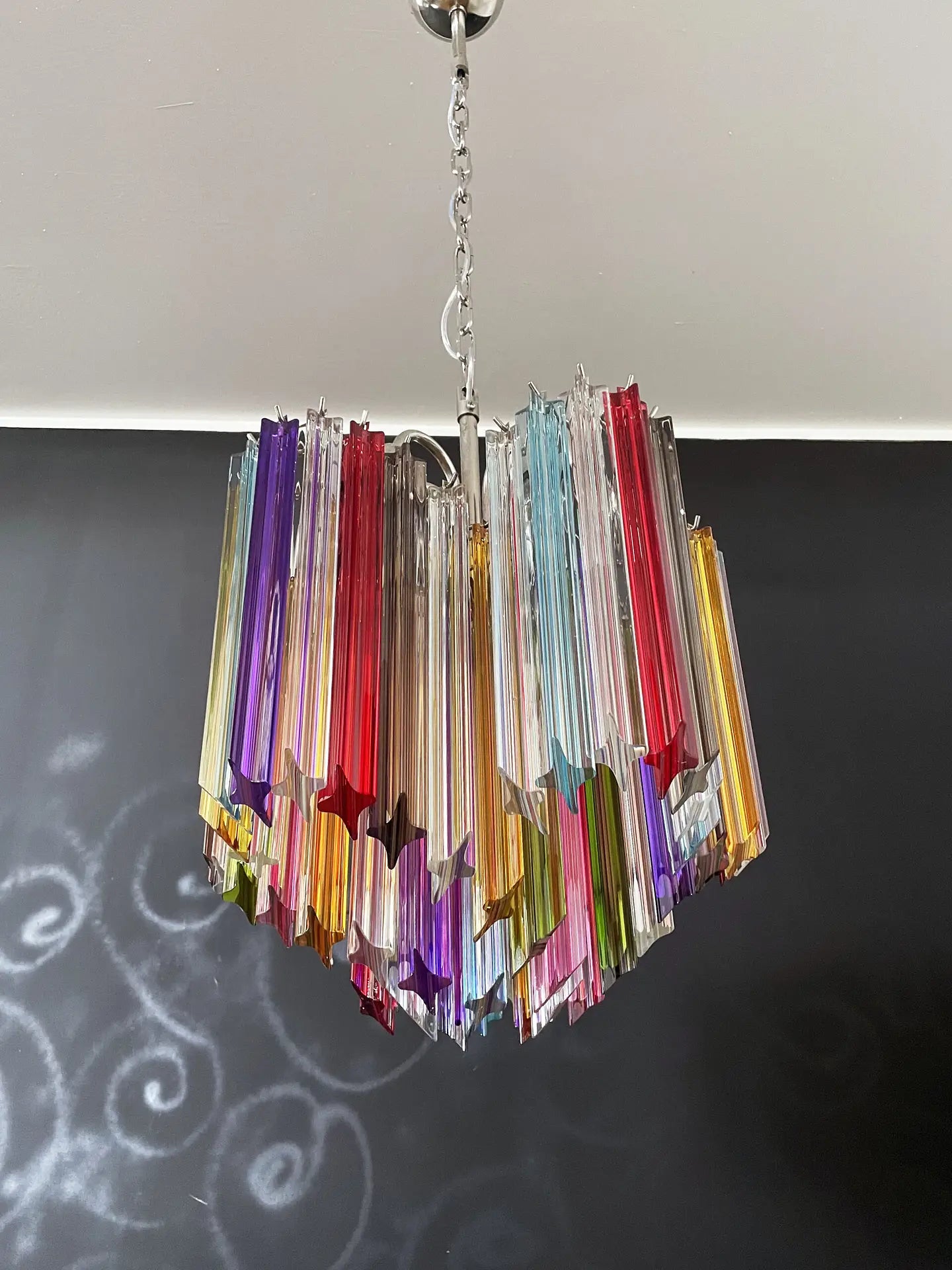 Murano Lysekrone – 60 Multifargede Prismeglass – detalj 2 – Murano Classics